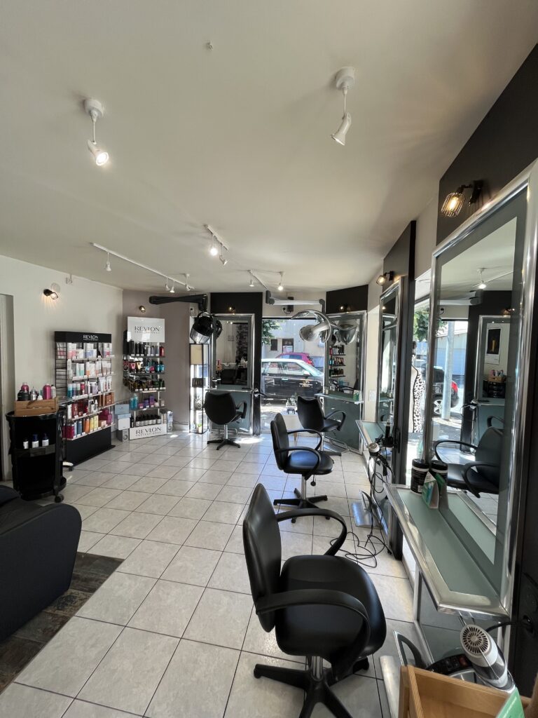 Anissia Coiffeur Laval Salon 1 1